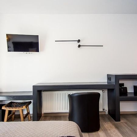 A & B Minimal Suite Ιι With Sea View In Argostoli Eksteriør billede
