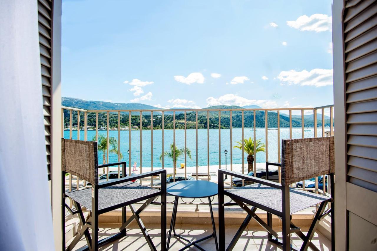 A & B Minimal Suite Ιι With Sea View In Argostoli Eksteriør billede