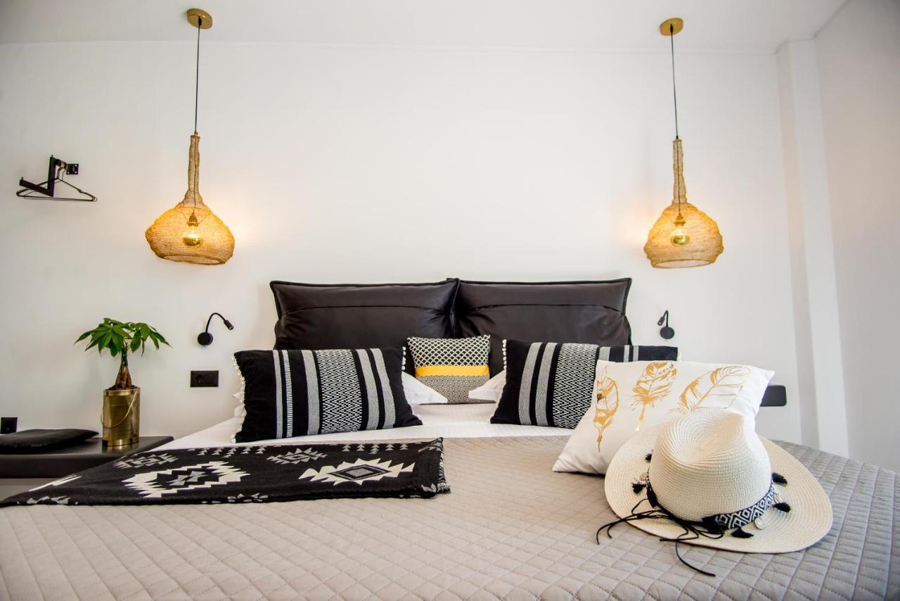 A & B Minimal Suite Ιι With Sea View In Argostoli Eksteriør billede
