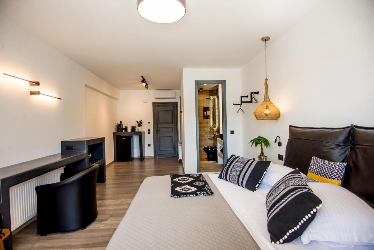 A & B Minimal Suite Ιι With Sea View In Argostoli Eksteriør billede