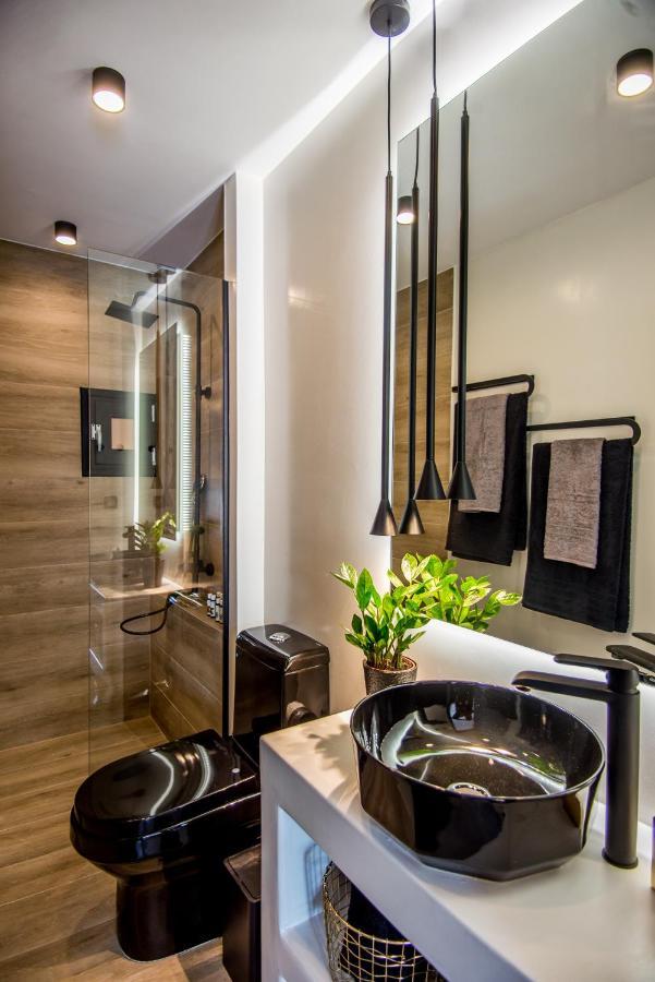 A & B Minimal Suite Ιι With Sea View In Argostoli Eksteriør billede